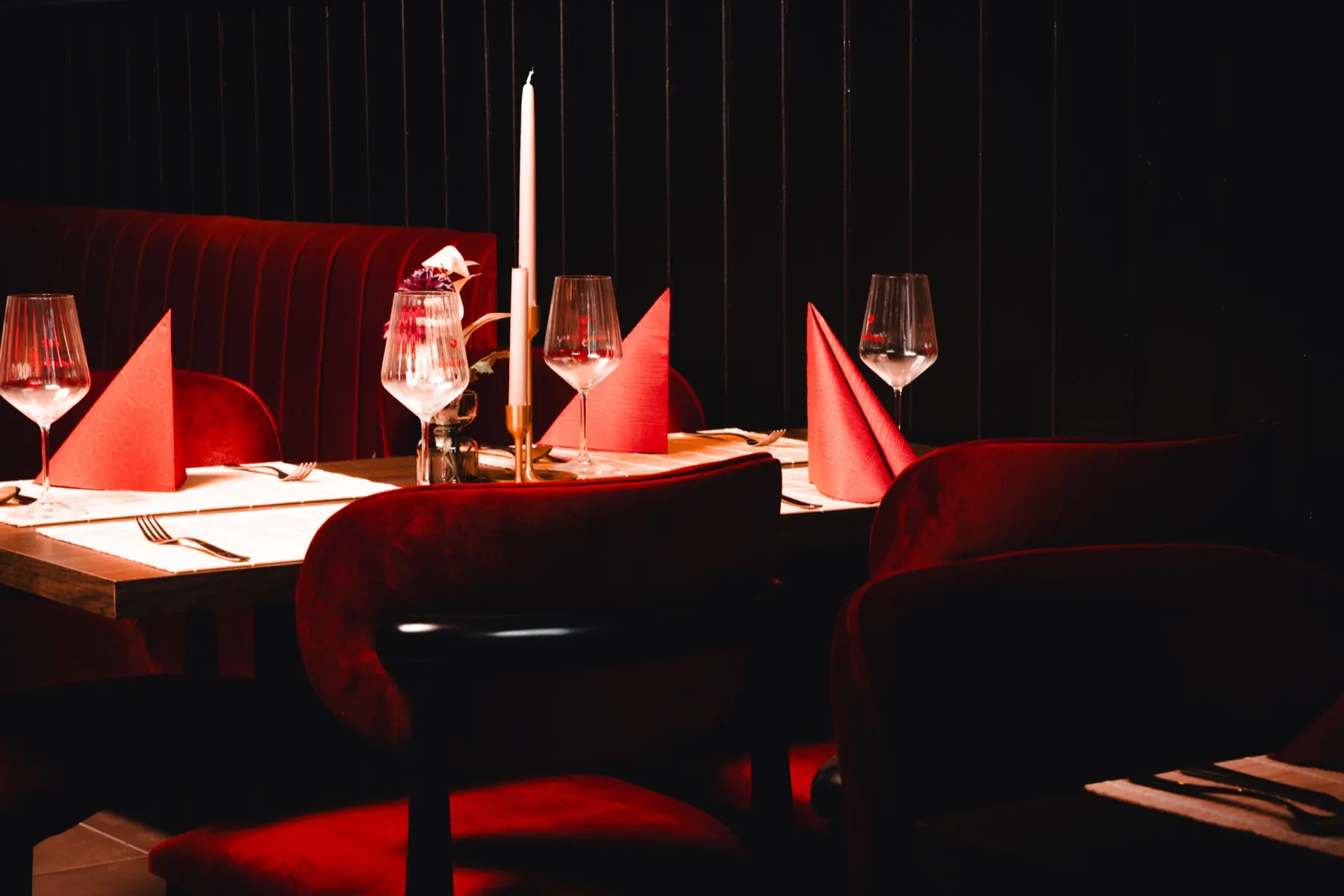 Gedeckter Tisch