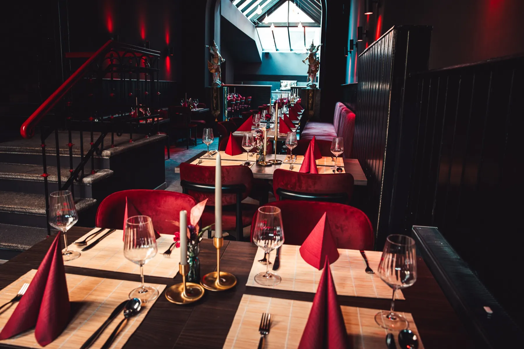 Restaurant am Abend